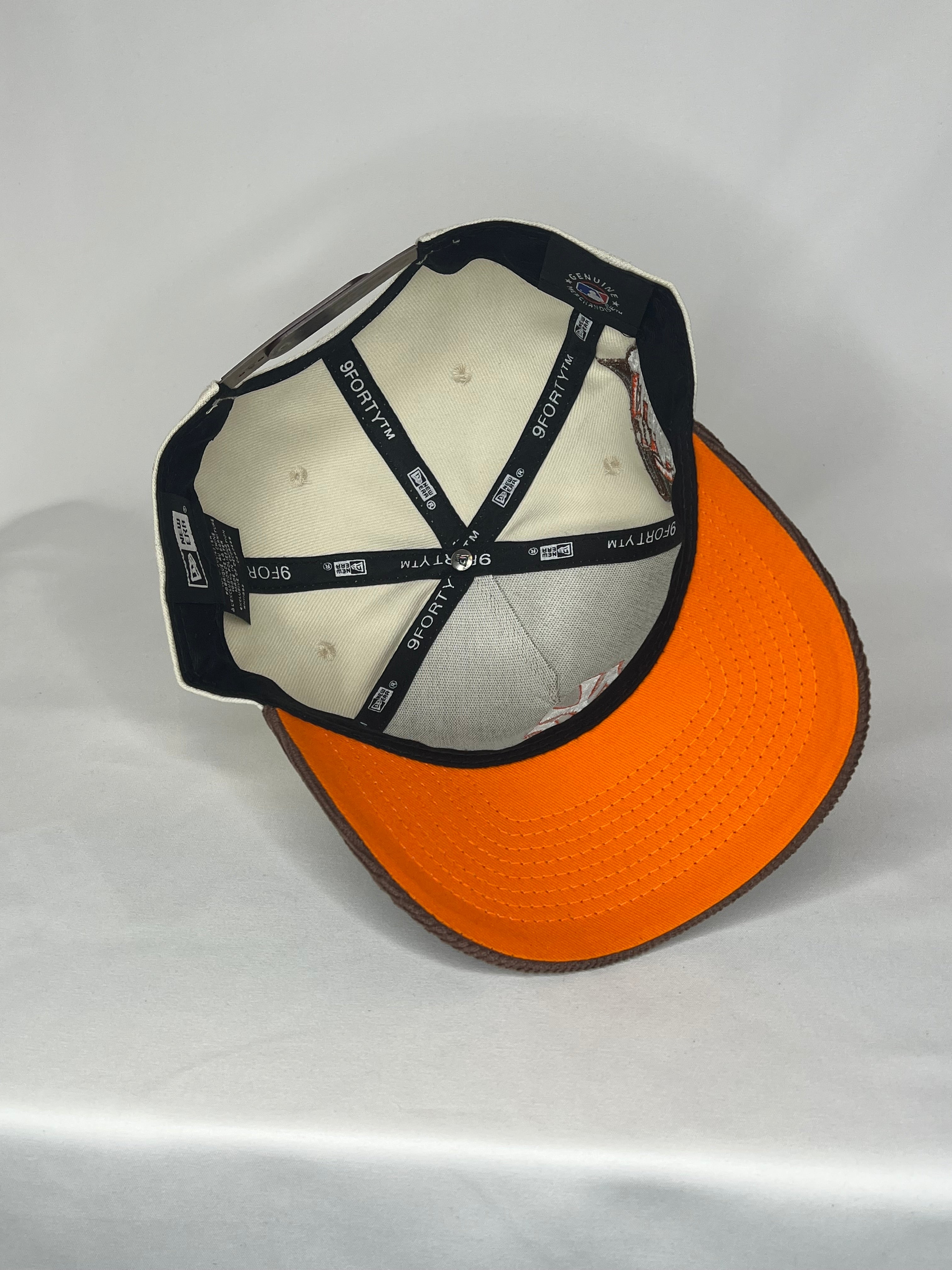New York Yankees MLB New Era 9Forty A-Frame Snapback 2000 World Series Patch