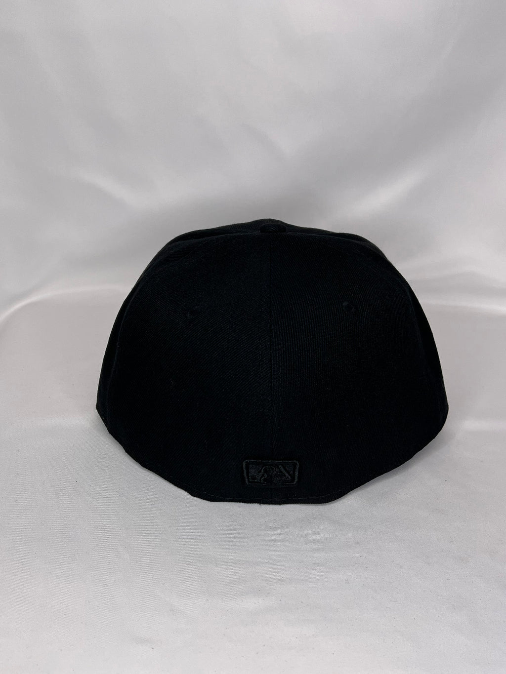 Chicago White Sox MLB New Era 59FIFTY Fitted Cap All Black Logo