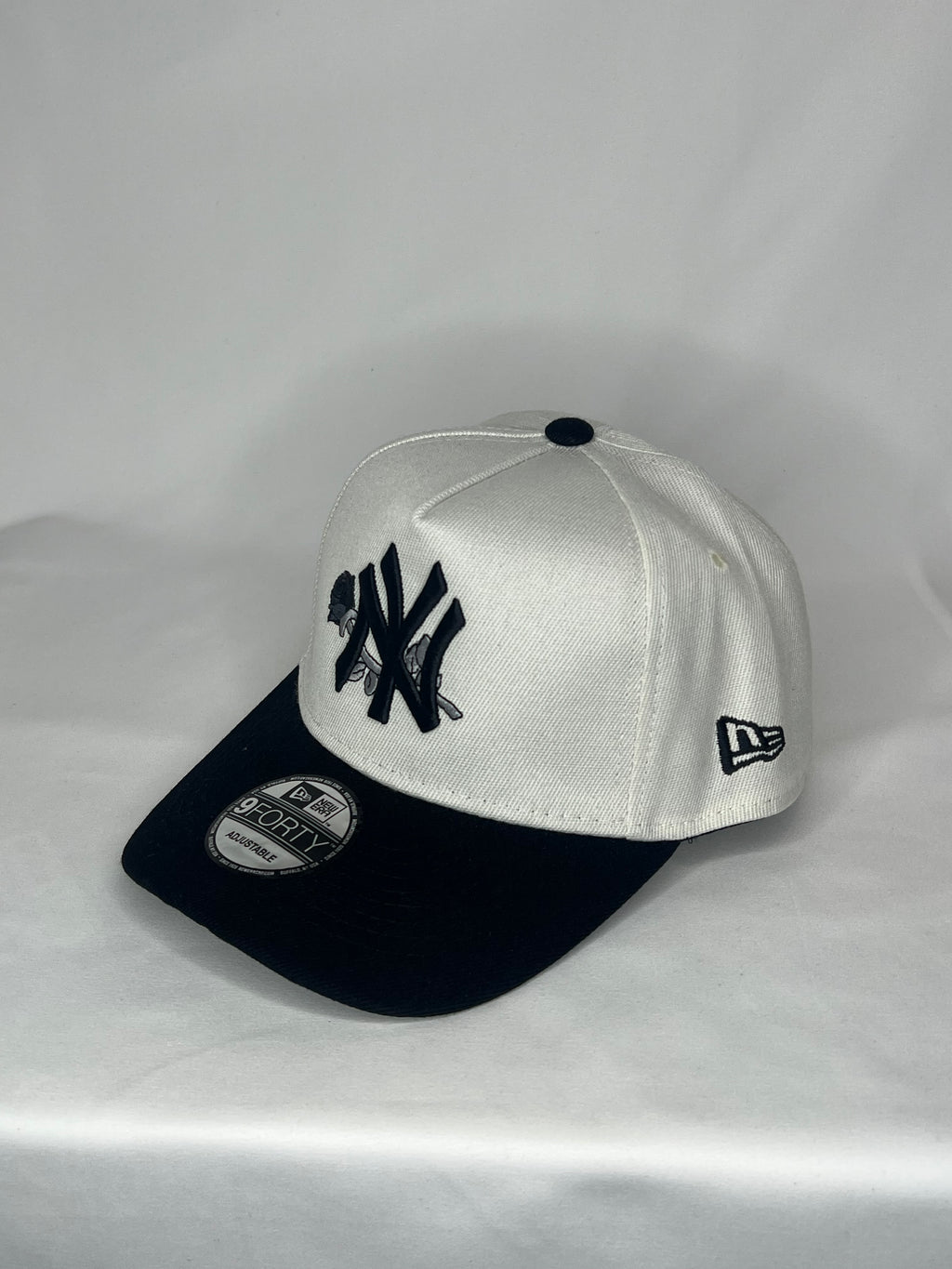 New York Yankees MLB New Era 9Forty A-Frame Snapback 2000 Subway Series Patch