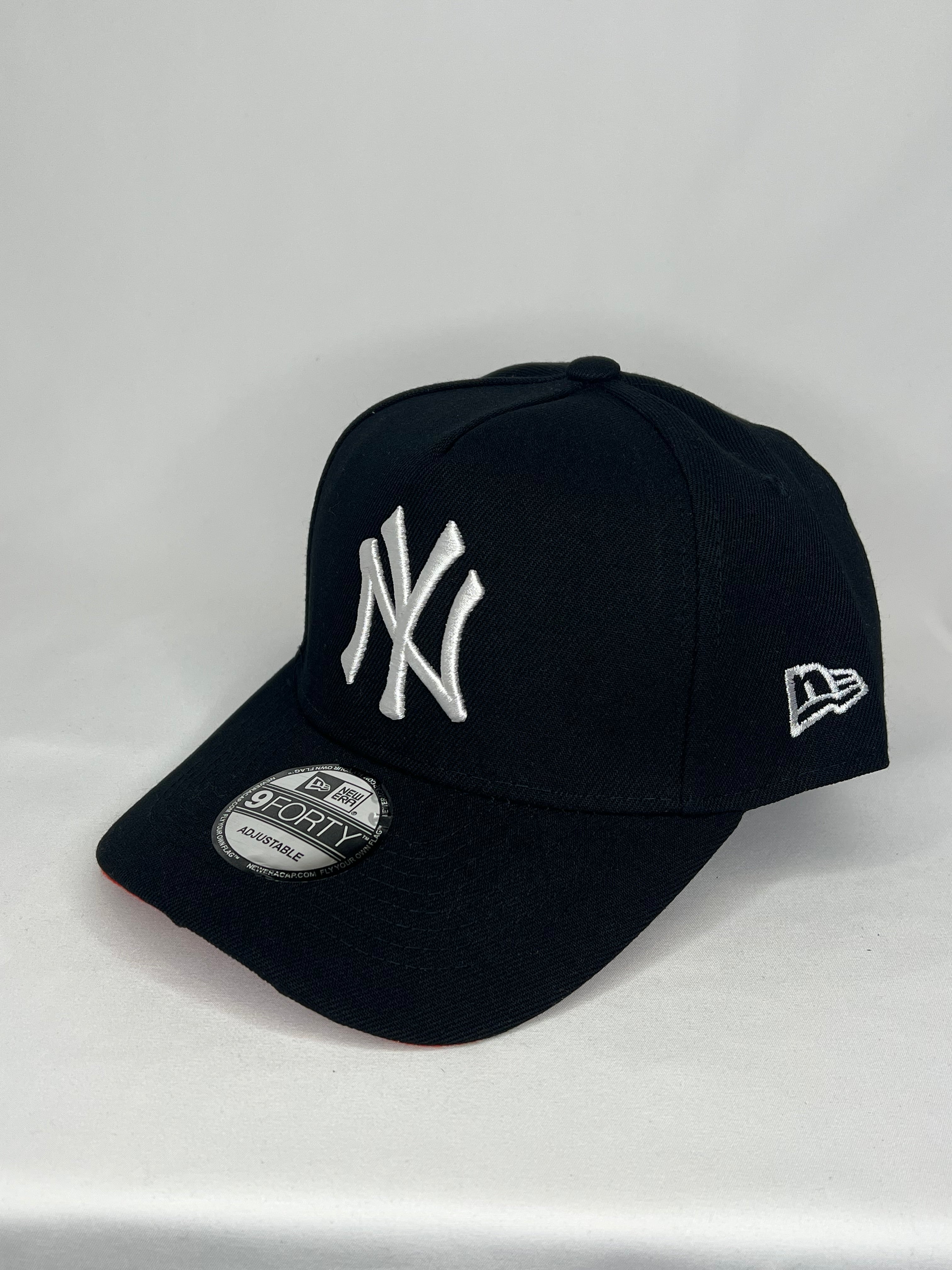New York Yankees MLB New Era 9Forty A-Frame Snapback 1999 World Series Patch