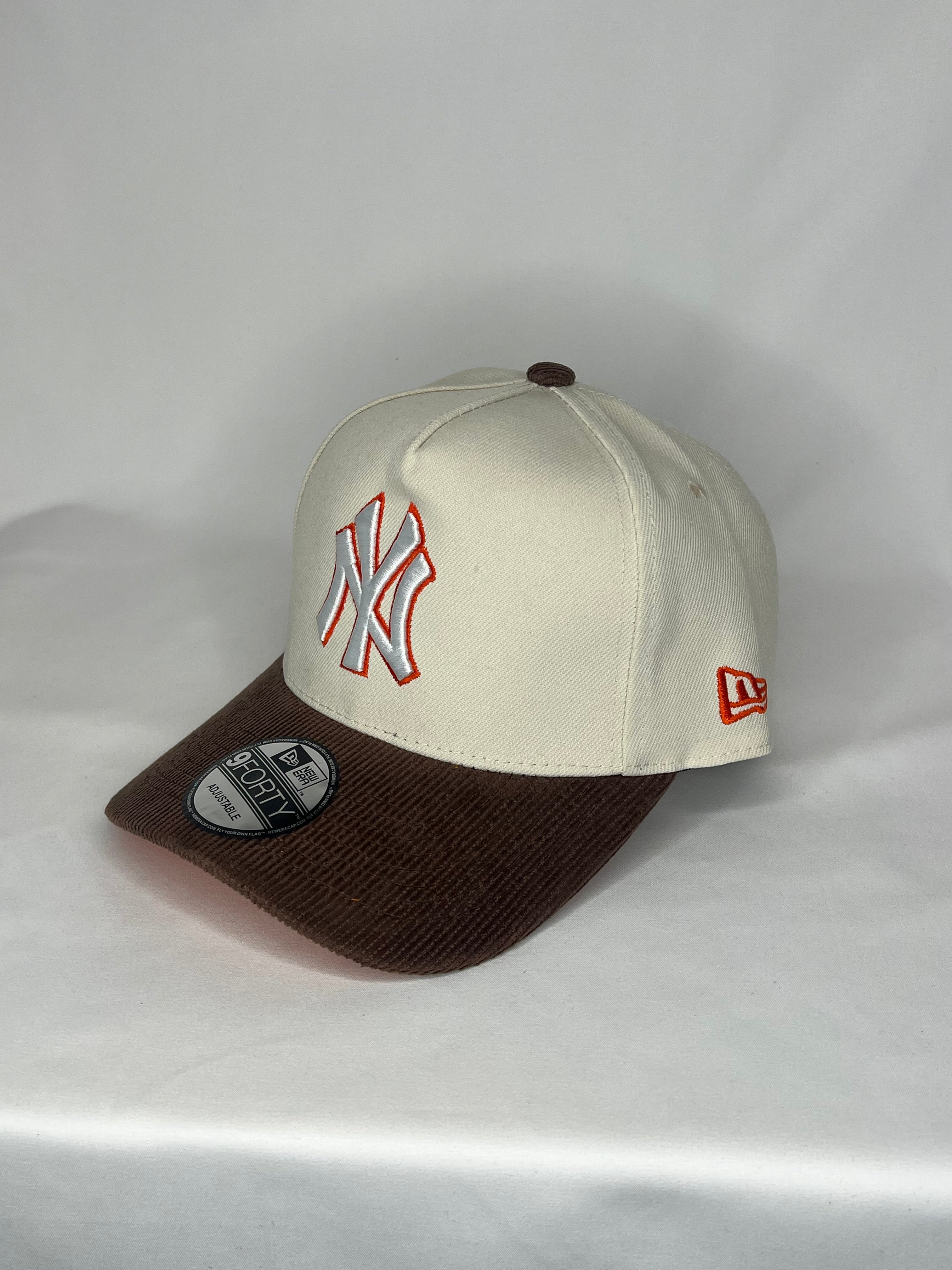 New York Yankees MLB New Era 9Forty A-Frame Snapback 2000 World Series Patch