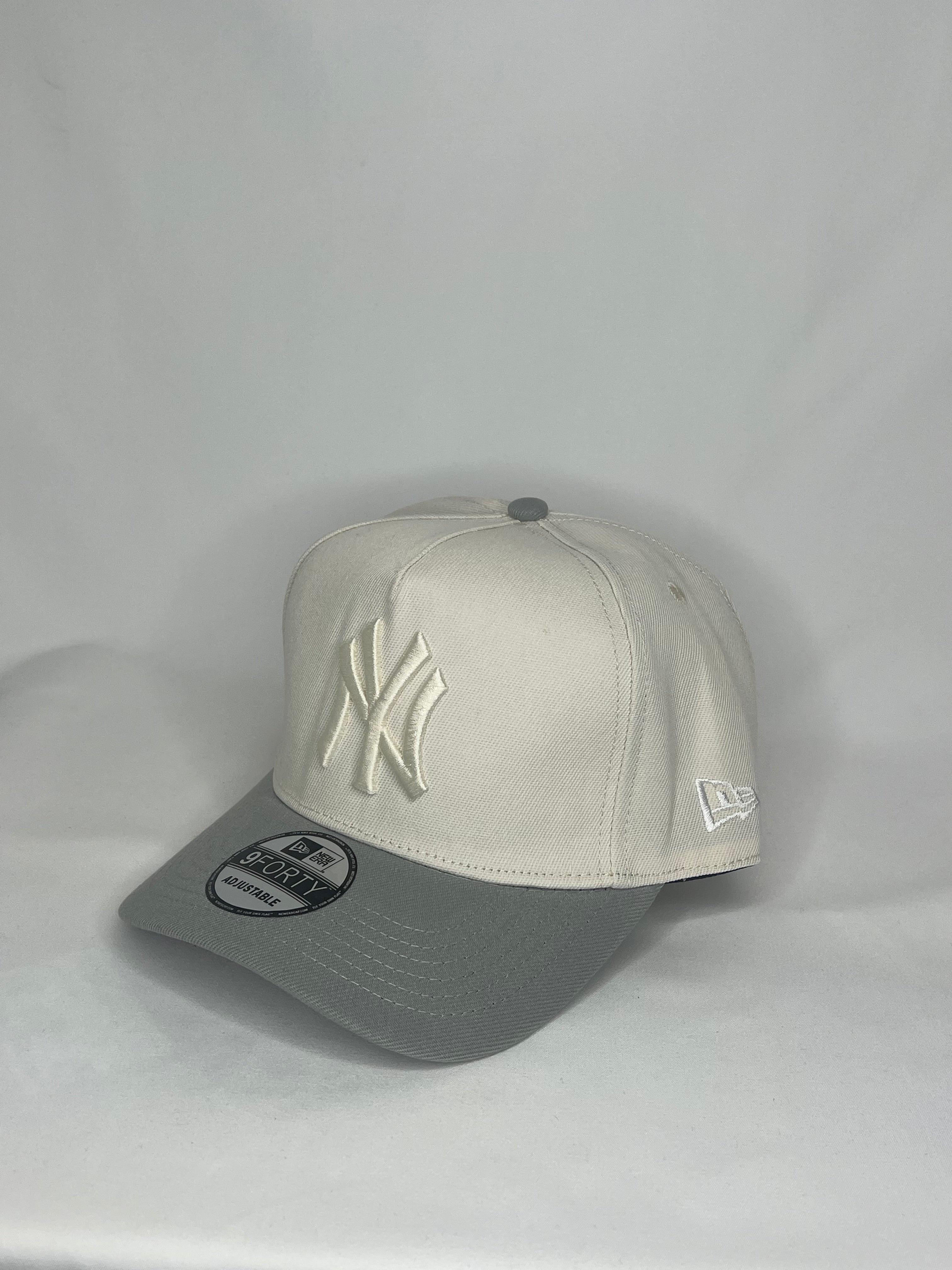 New York Yankees MLB New Era 9Forty A-Frame Snapback 1999 World Series Patch