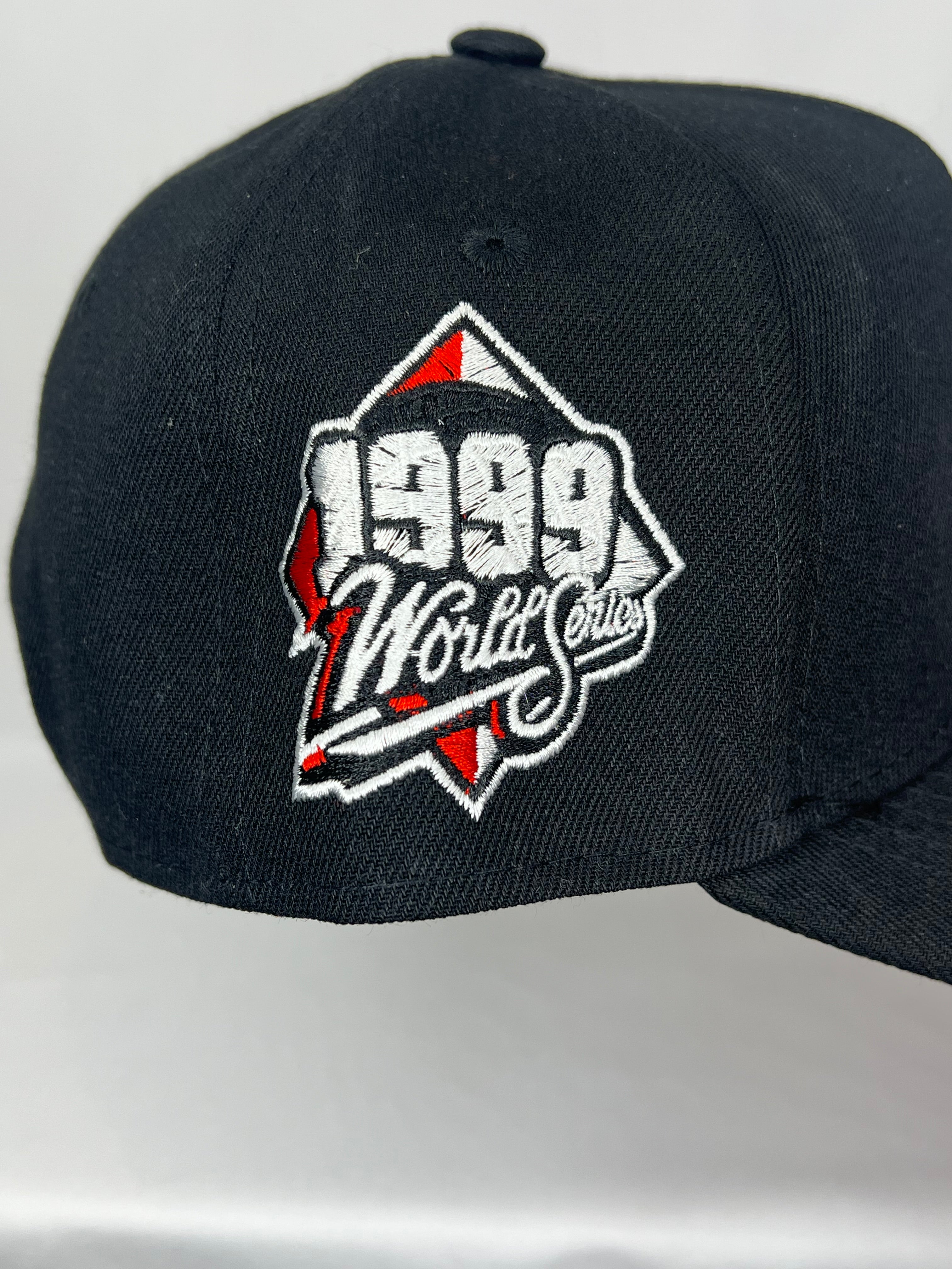 New York Yankees MLB New Era 9Forty A-Frame Snapback 1999 World Series Patch