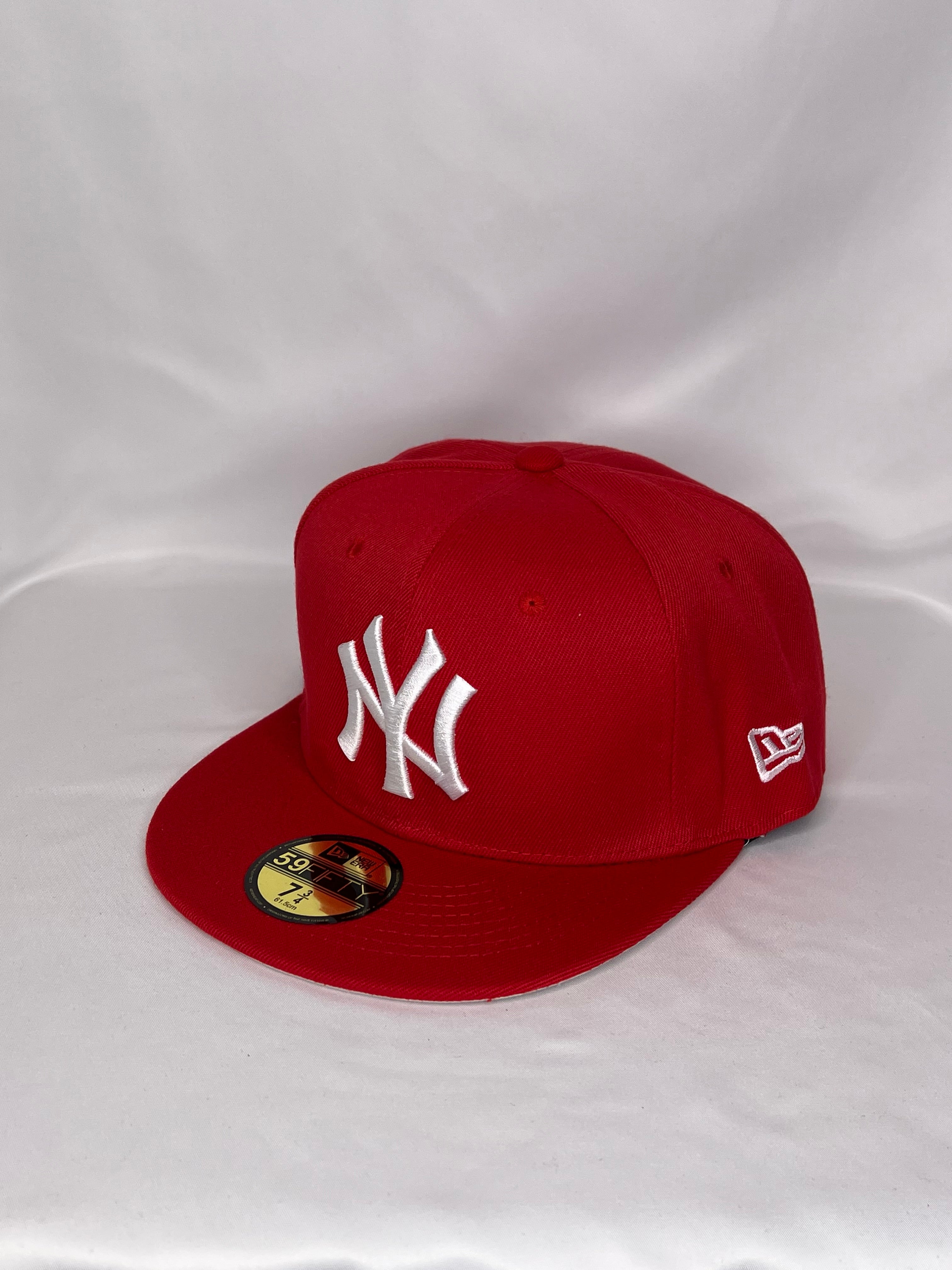 New York Yankees MLB New Era 59FIFTY Fitted Hat 1999 World Series Patch