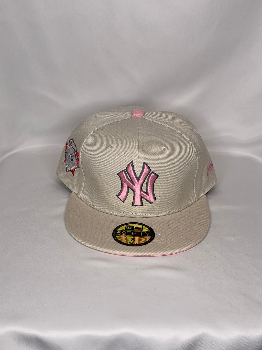 New York Yankees MLB New Era 59FIFTY Fitted Hat Pink Yankees Patch