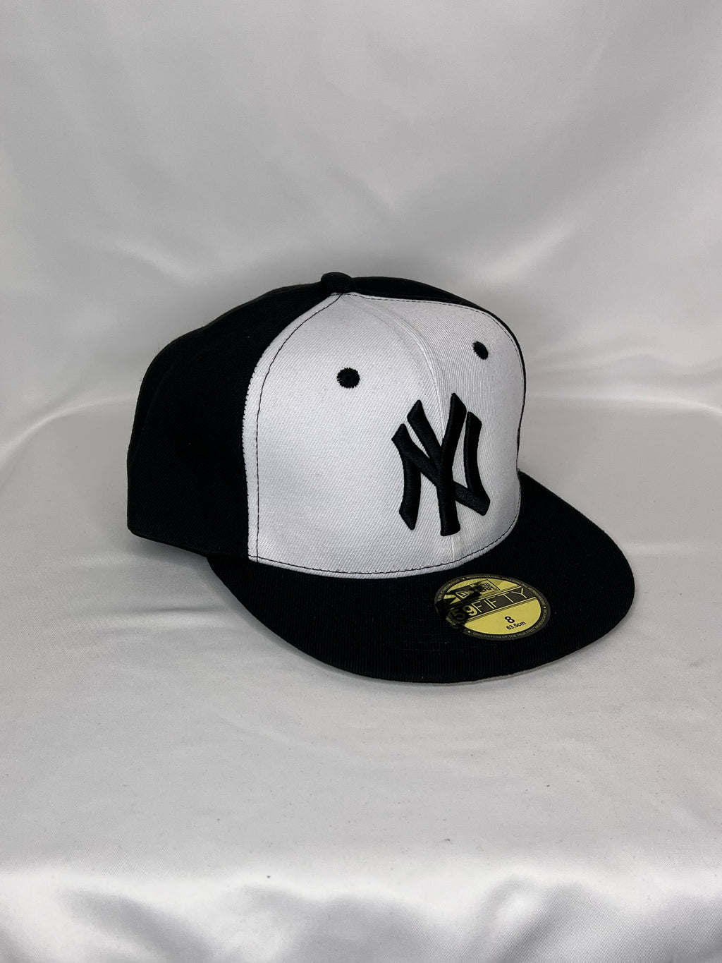 New York Yankees MLB New Era 59FIFTY Fitted Hat Black & White