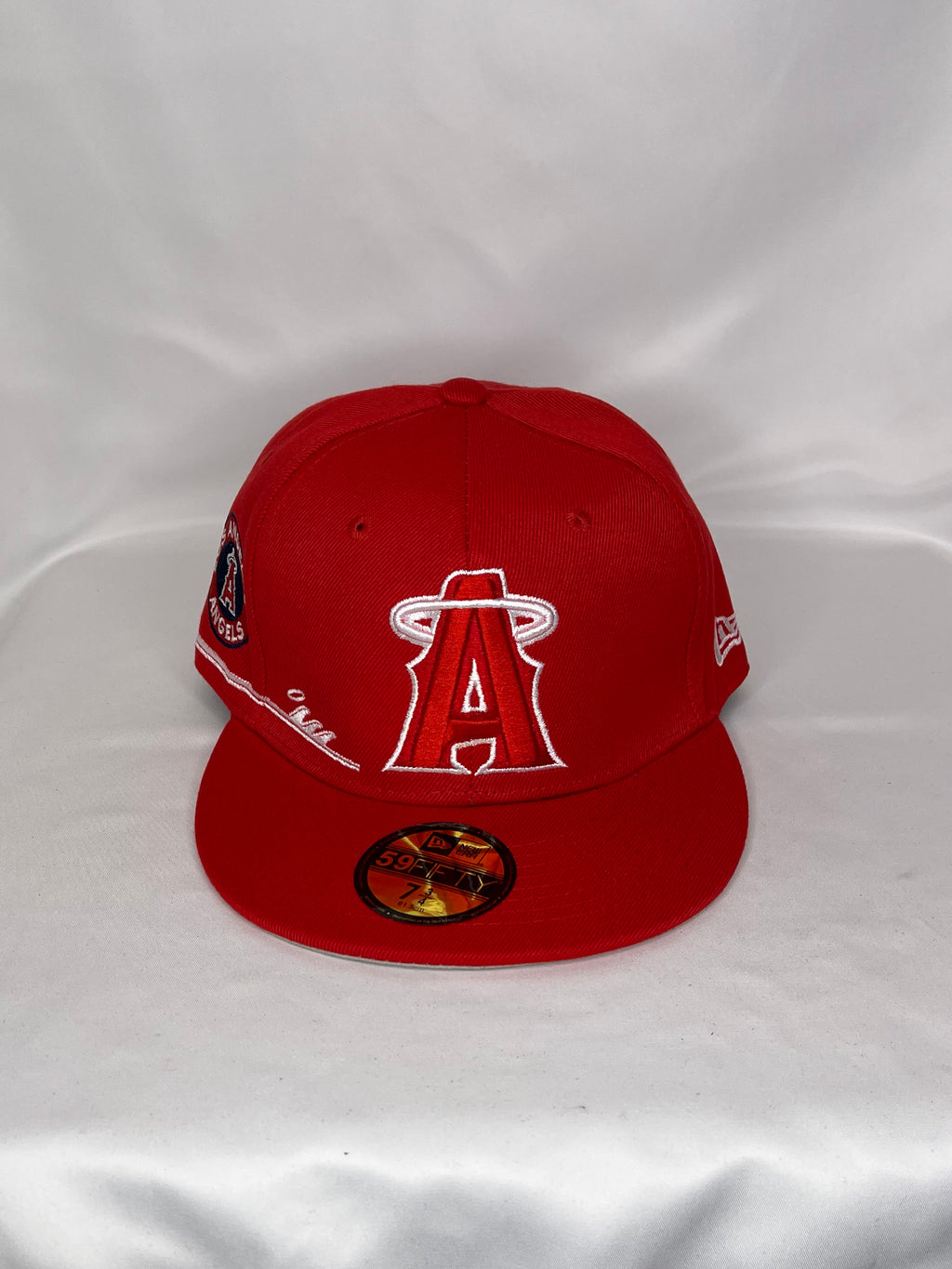 Los Angeles Angels MLB New Era 59FIFTY Fitted Hat 2002 Logo Patch