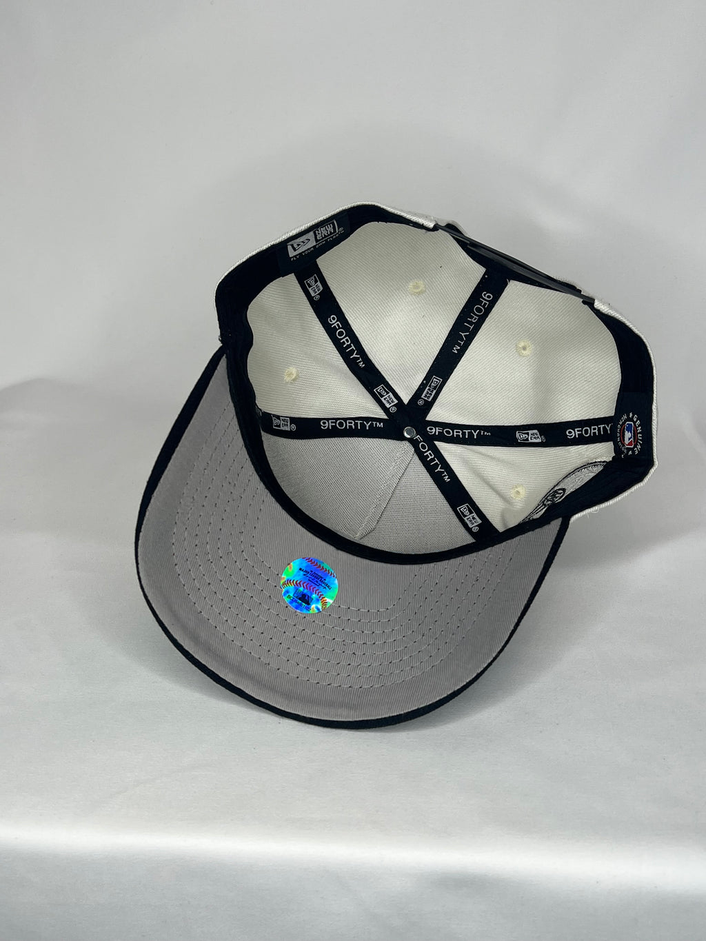 New York Yankees MLB New Era 9Forty A-Frame Snapback 2000 Subway Series Patch