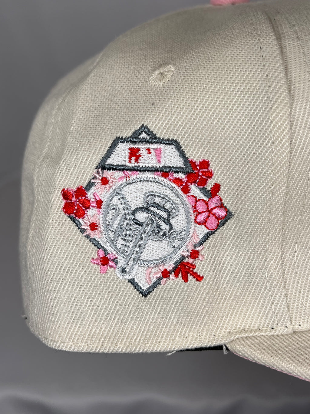 New York Yankees MLB New Era 59FIFTY Fitted Hat Pink Yankees Patch