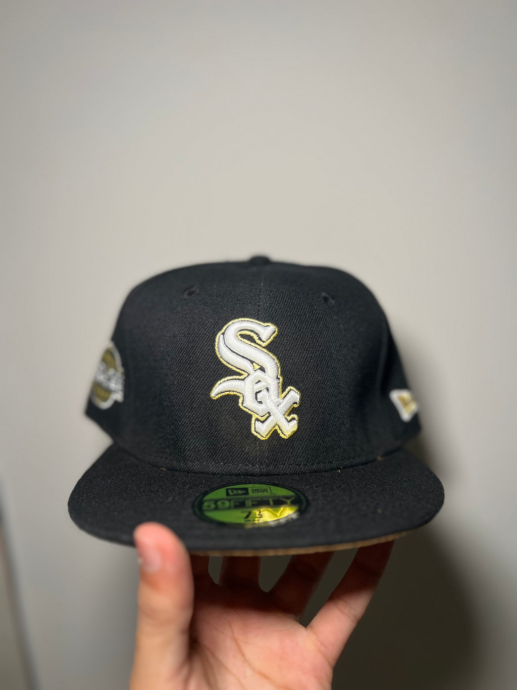 New Era Exclusive 59Fifty Fitted Hat| Black Chicago White Sox World Series Anniversary Edition