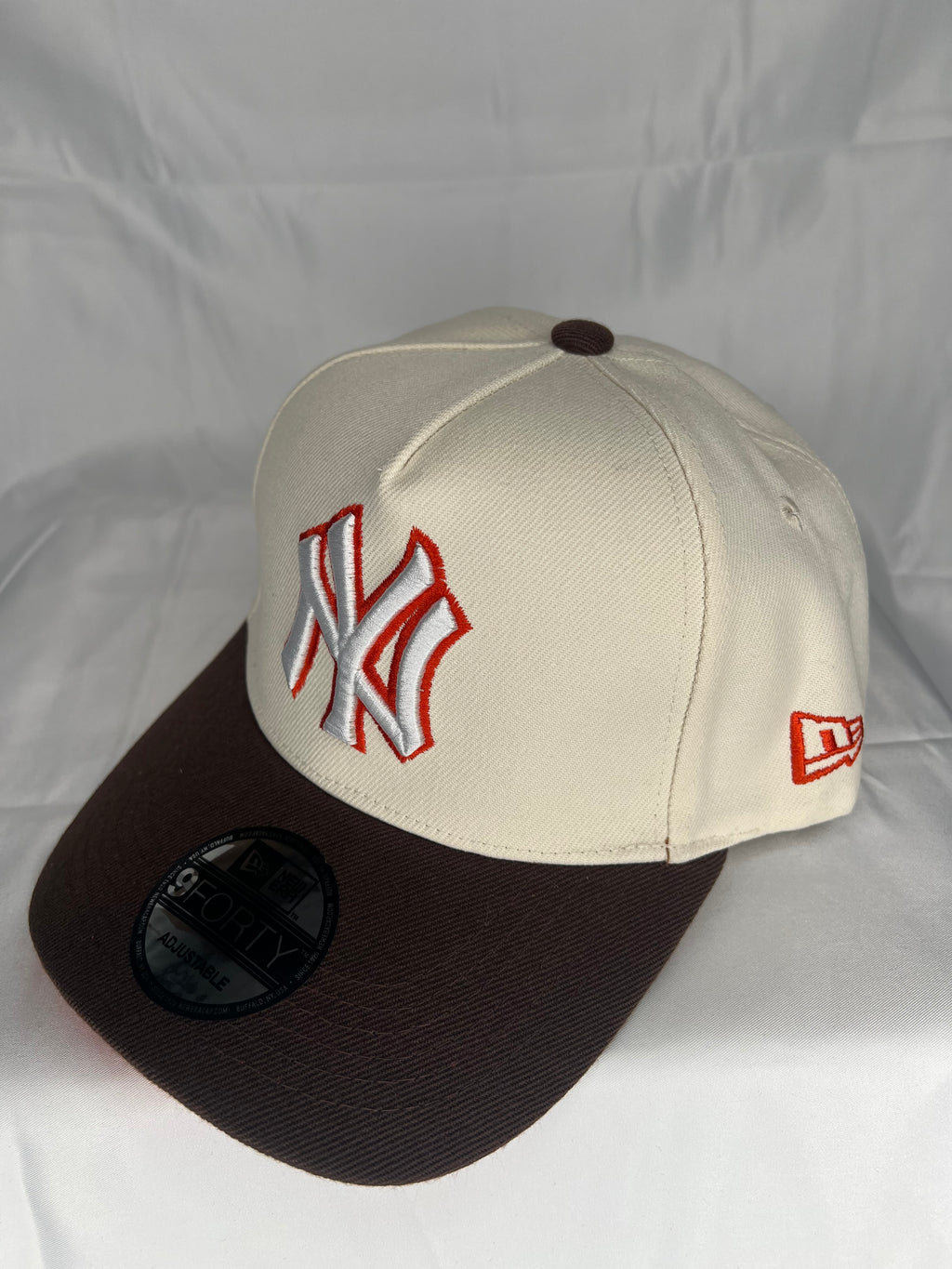 New York Yankees New Era 9Forty A-Frame MLB Snapback 2000 World Series Patch