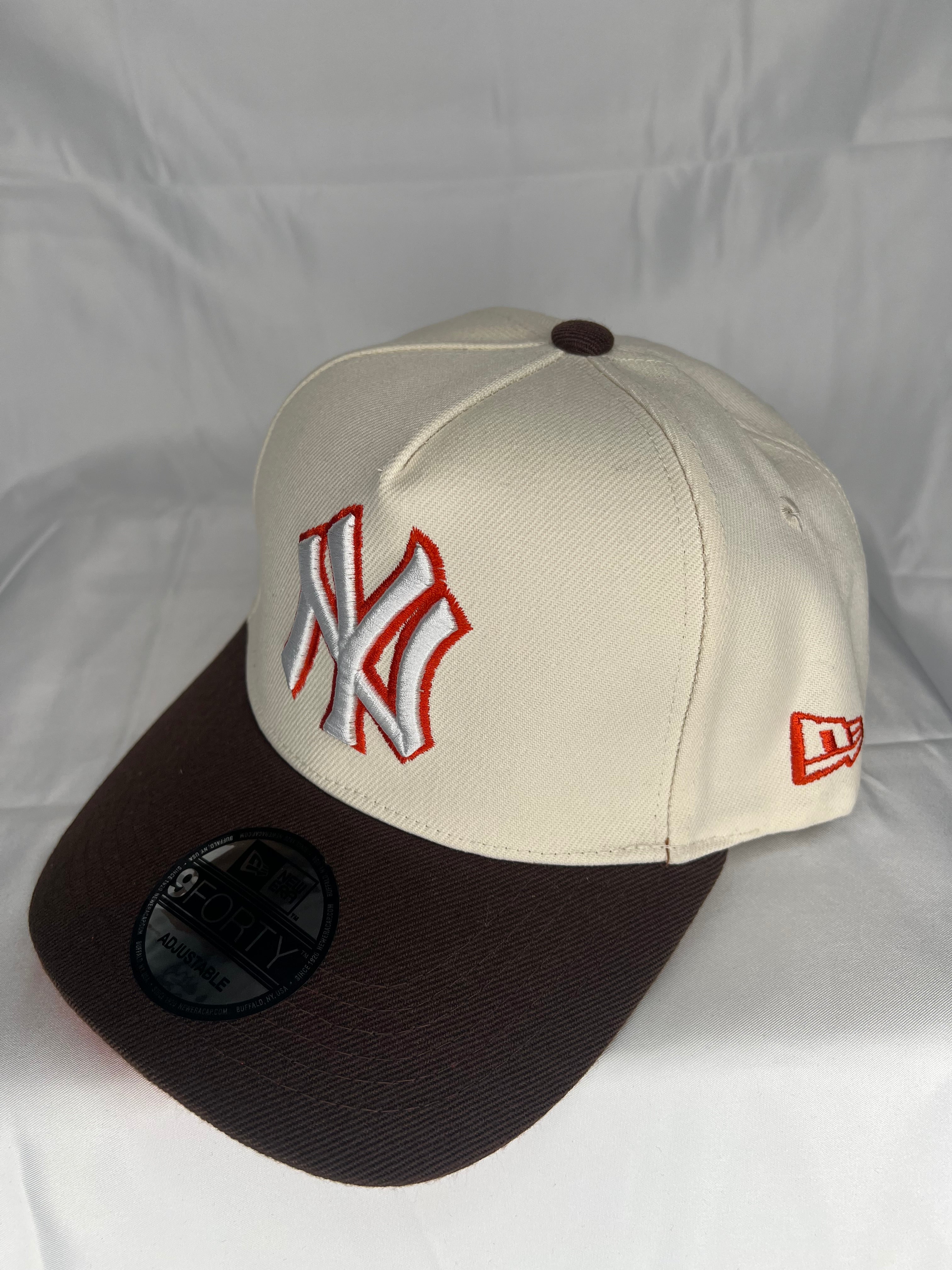 New York Yankees New Era 9Forty A-Frame MLB Snapback 2000 World Series Patch