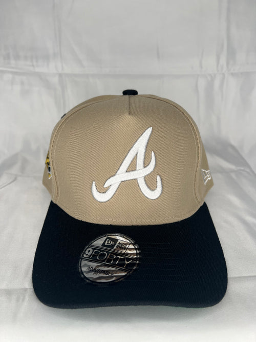 Atlanta Braves MLB New Era 9Forty  A-Frame Snapback 1996 World Series Patch - Beige & Black Edition