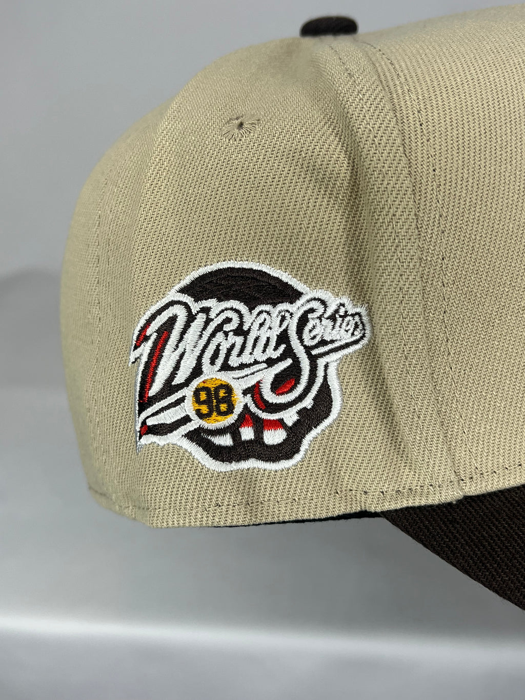 New York Yankees MLB New Era 9Forty A-Frame Snapback 1998 World Series Patch