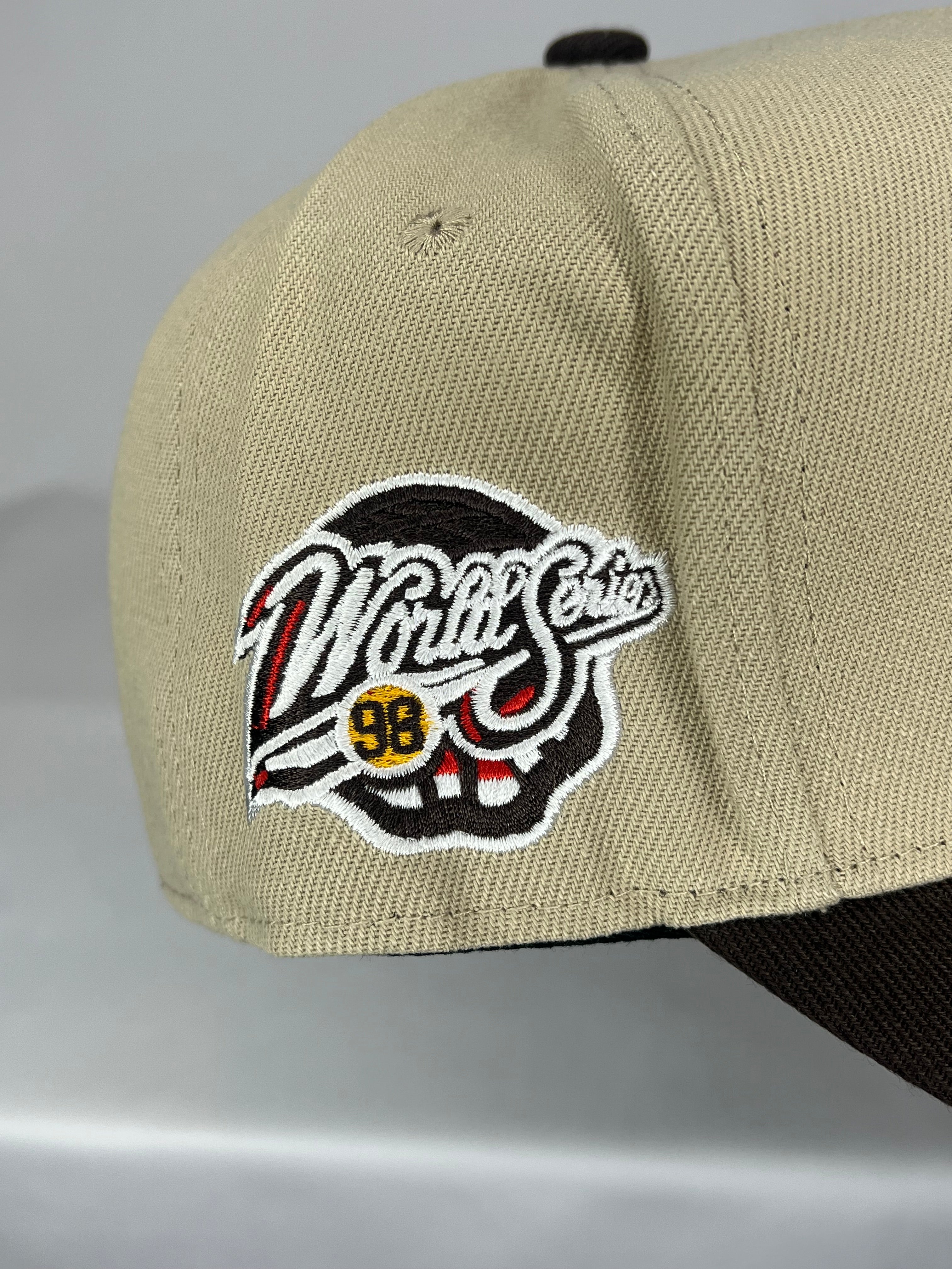 New York Yankees MLB New Era 9Forty A-Frame Snapback 1998 World Series Patch