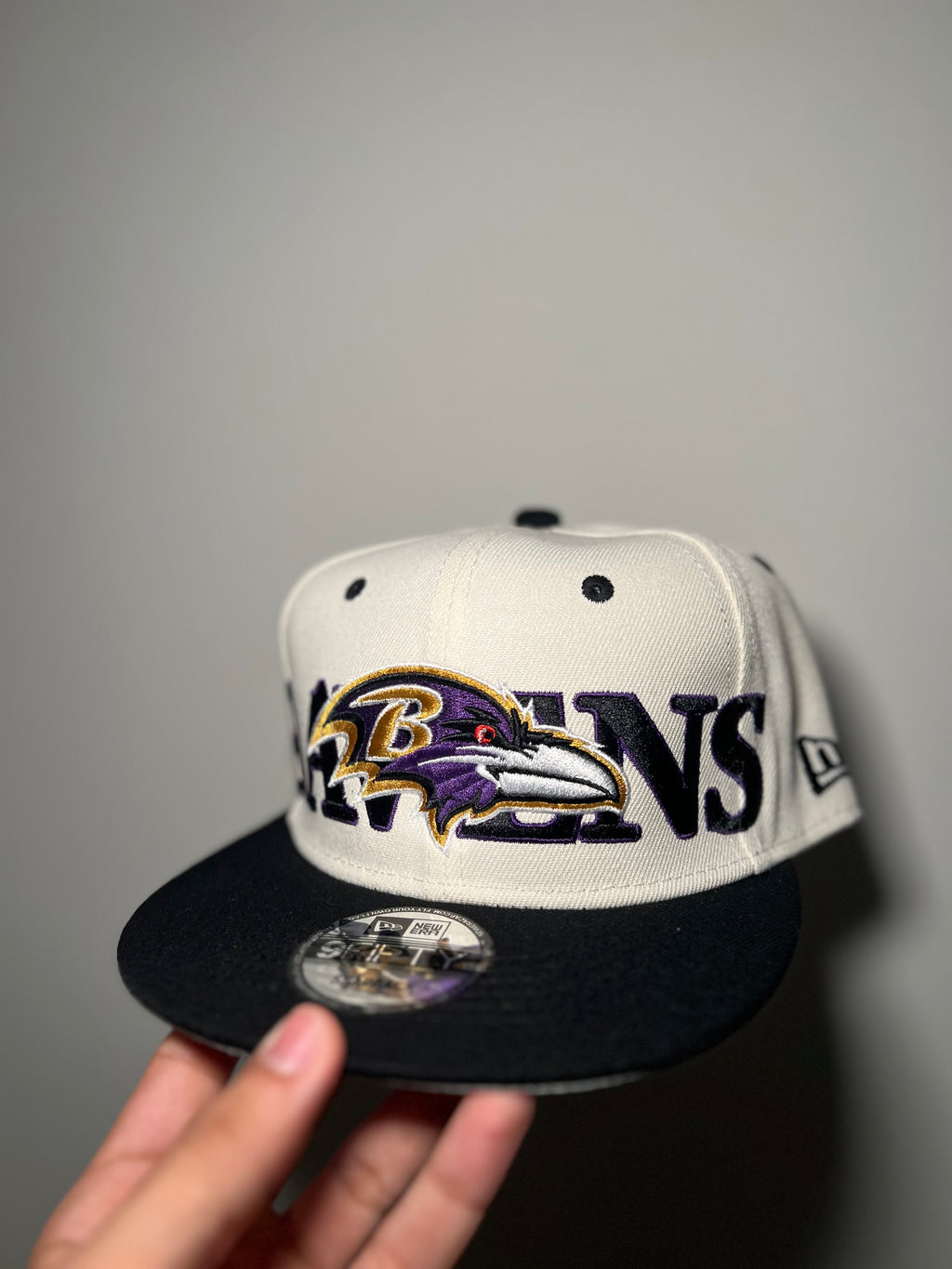 New Era Exclusive 9Fifty Snapback | White & Black Baltimore Ravens Edition