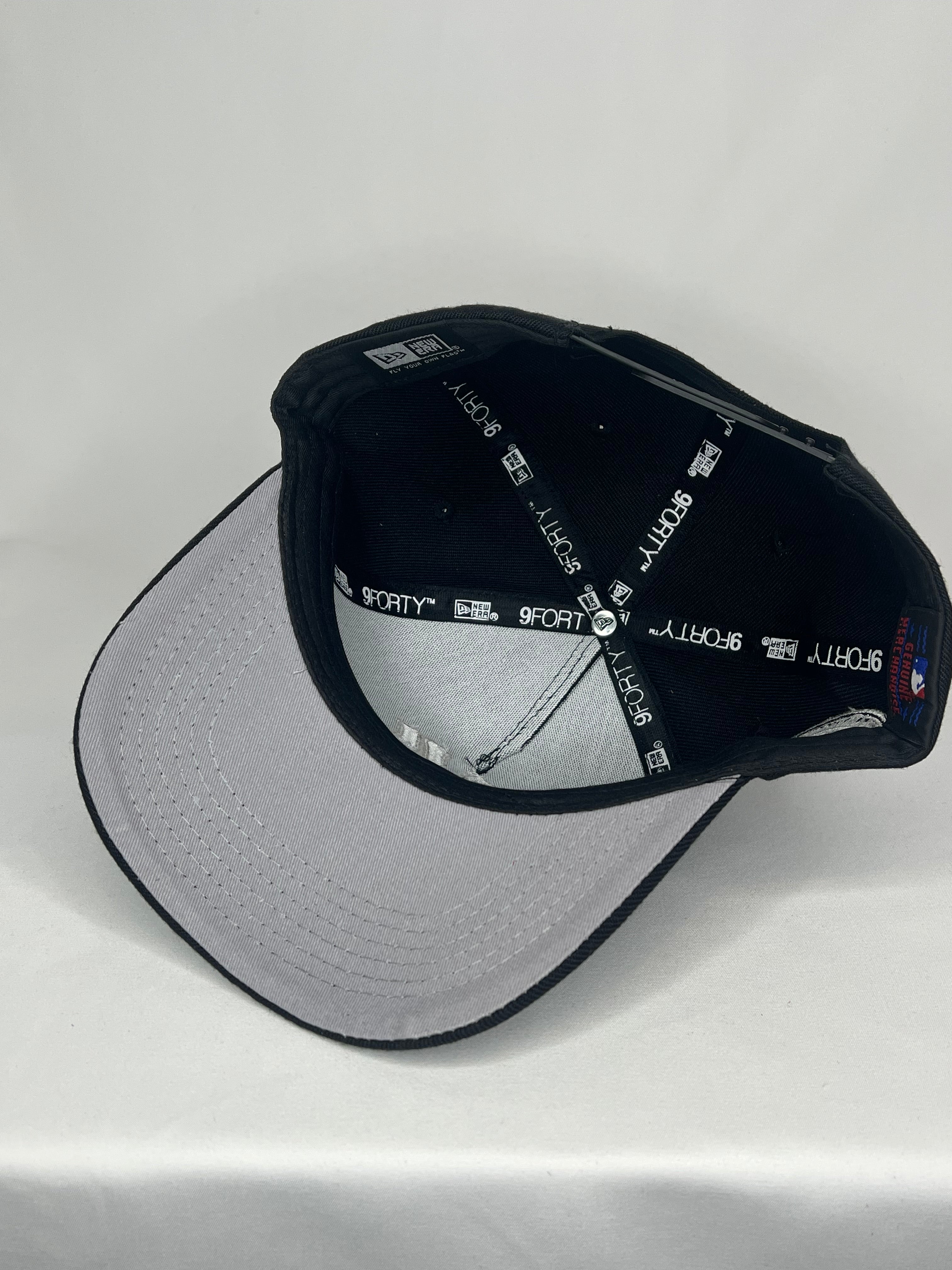 New York Yankees MLB New Era 9Forty A-Frame Snapback 2000 Subway Series