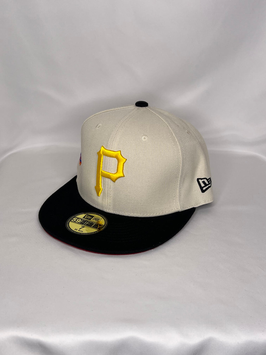 Pittsburgh Pirates MLB New Era 59FIFTY Fitted Hat 76th World Series Patch